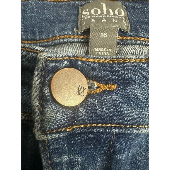 Soho New York & Company Womens Size 16 Blue Distressed Denim Bermuda Shorts - Picture 6 of 12